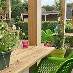 Groot Met Sauna En Bubbelbad *