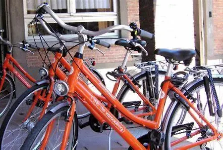 Groot Met Sauna En Bubbelbad