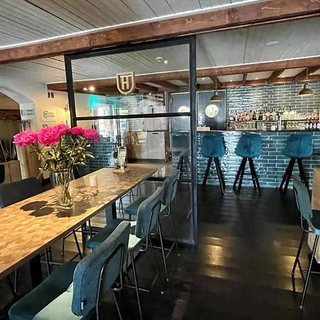 Groot Met Sauna En Bubbelbad *